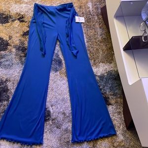 Blue Forever 21 stretch wide legged lettuce cut pants. Size M